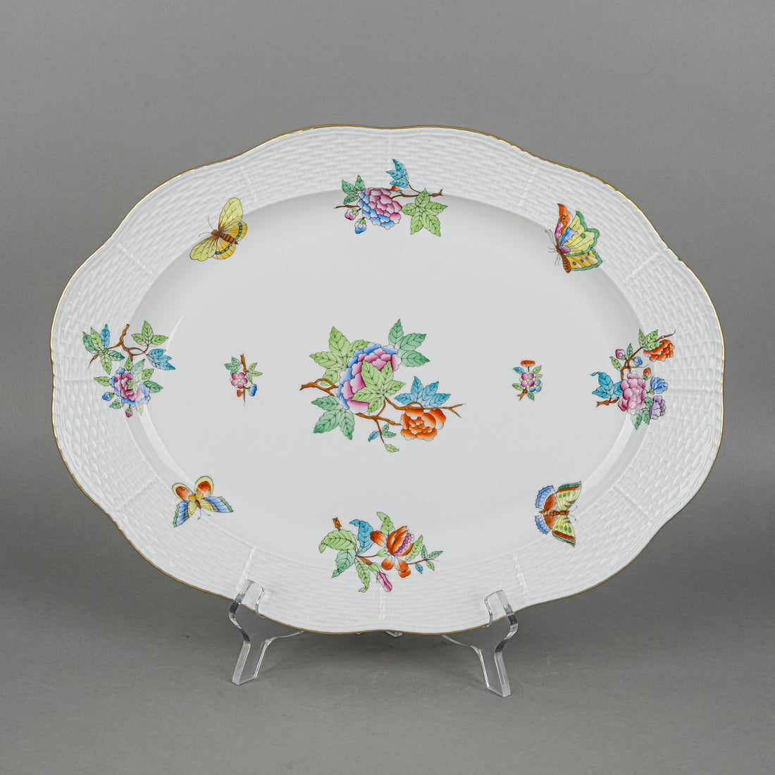 HEREND Queen Victoria Platter 102
