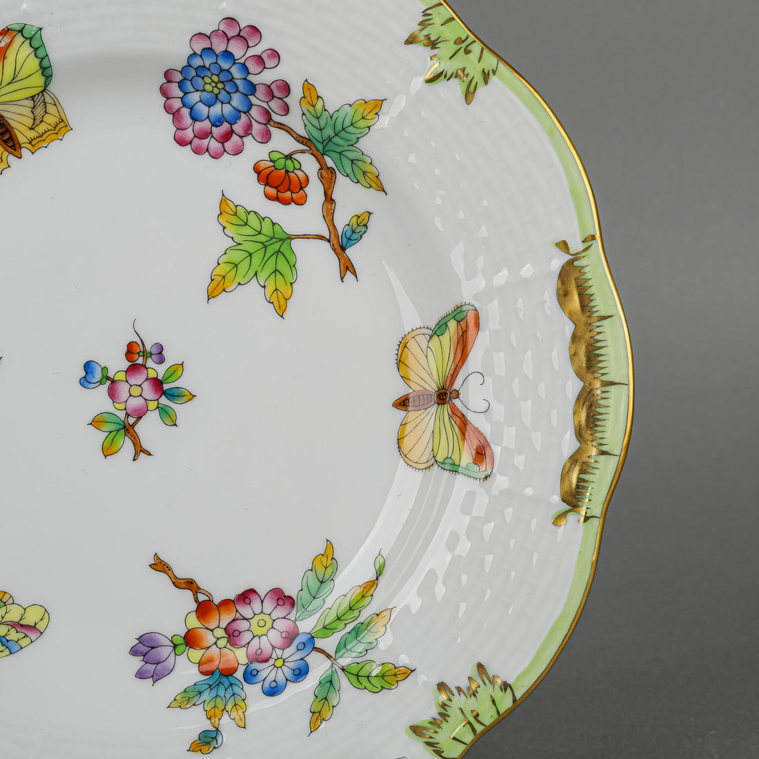 HEREND Queen Victoria Bread & Butter Plates Set of 6