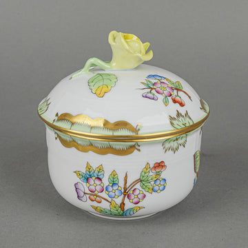 HEREND Queen Victoria Covered Sugar Bowl With Rose Knob 663