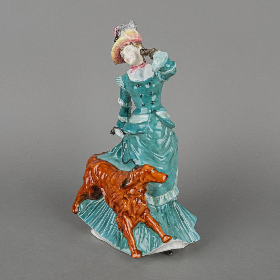 ROYAL DOULTON Figurine Autumntime HN 3621  The Seasons Series