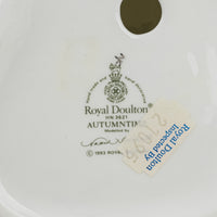 ROYAL DOULTON Figurine Autumntime HN 3621  The Seasons Series