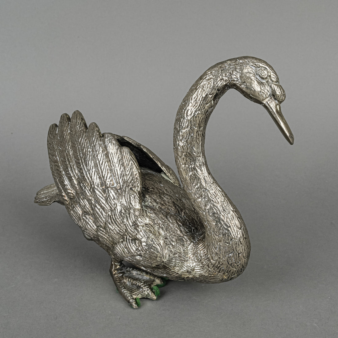 Silver Plate Cast Metal Swan Fig Set/2