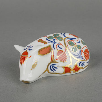 ROYAL CROWN DERBY Paperweight Sleeping Piglet
