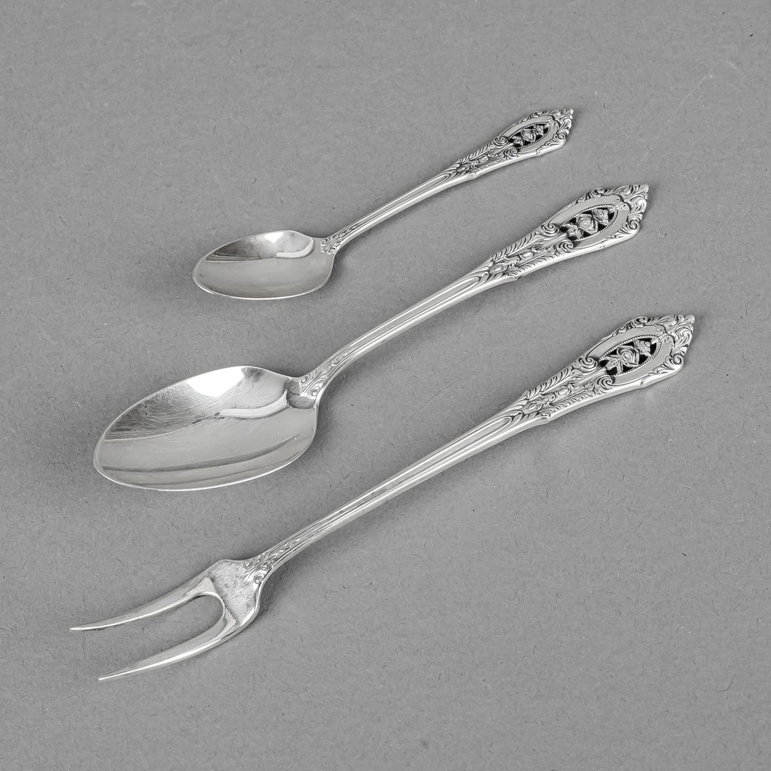 WALLACE Rose Point Sterling Luncheon Flatware 12 Place Settings With Extras
