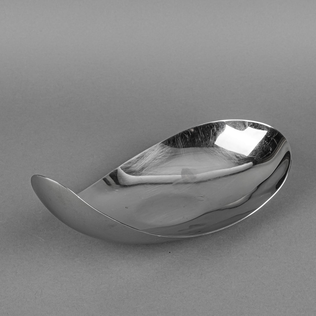 GEORG JENSEN Leaf Mirror Stainless Steel Dish