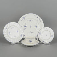 VILLEROY & BOCH Vieux Luxembourg 4 Place Settings Plus Extras