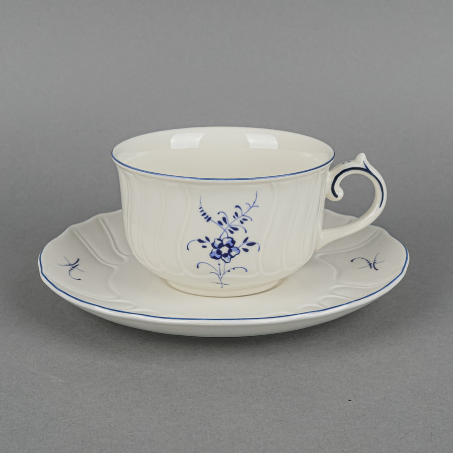 VILLEROY & BOCH Vieux Luxembourg 4 Place Settings Plus Extras