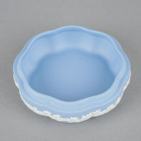 WEDGWOOD White On Blue Jasperware Covered Box  Canada Coat/Arms