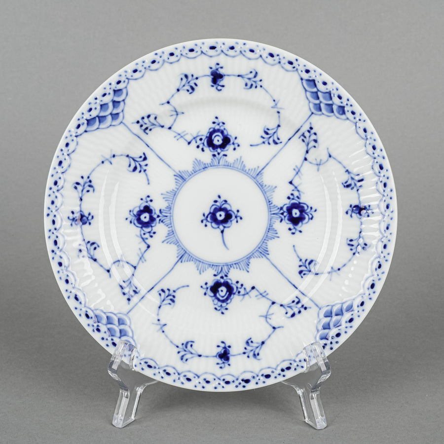 ROYAL COPENHAGEN Blue Fluted Half Lace Coffee Set 19pcs