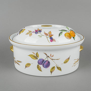 ROYAL WORCESTER Evesham Oval Covered Casserole/Dutch Oven