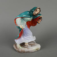 ROYAL DOULTON Figurine Winter HN 2088  The Seasons Series