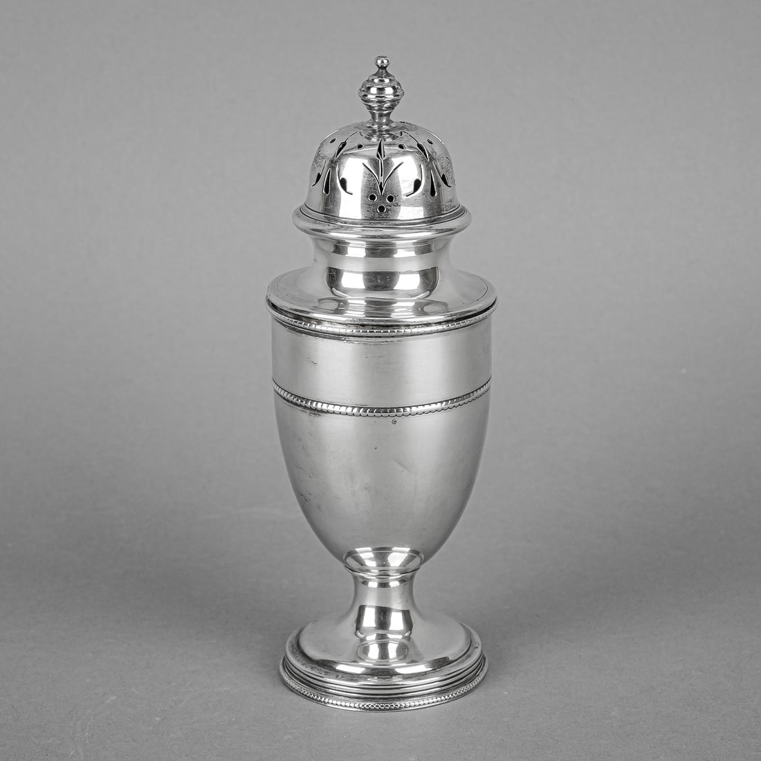 HARRODS London 1911 Sterling Sugar Shaker/Caster