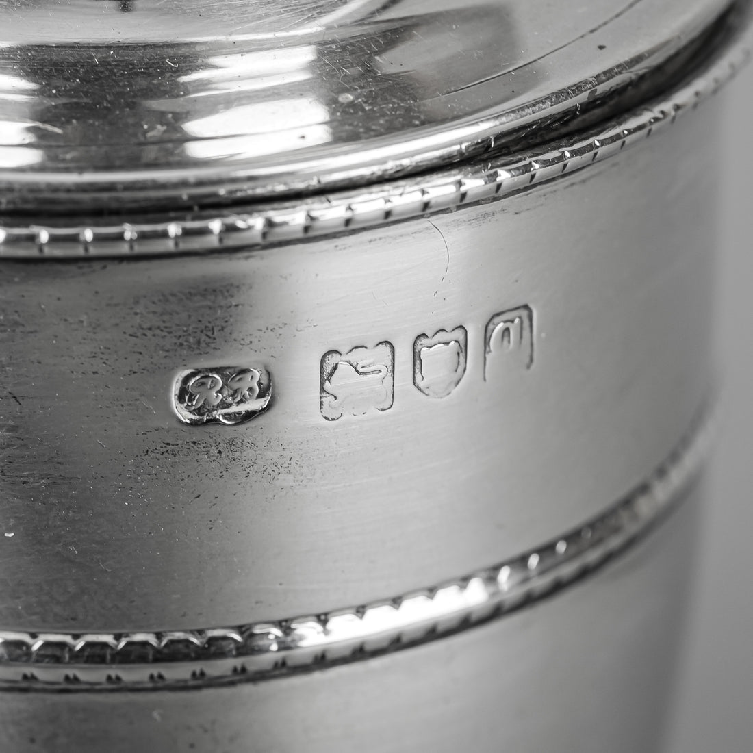 HARRODS London 1911 Sterling Sugar Shaker/Caster