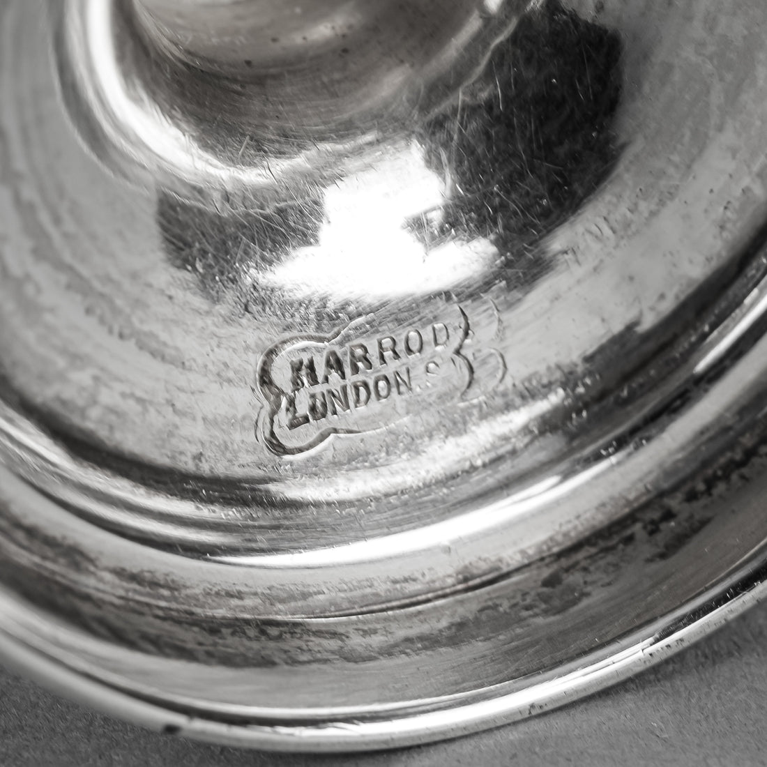 HARRODS London 1911 Sterling Sugar Shaker/Caster