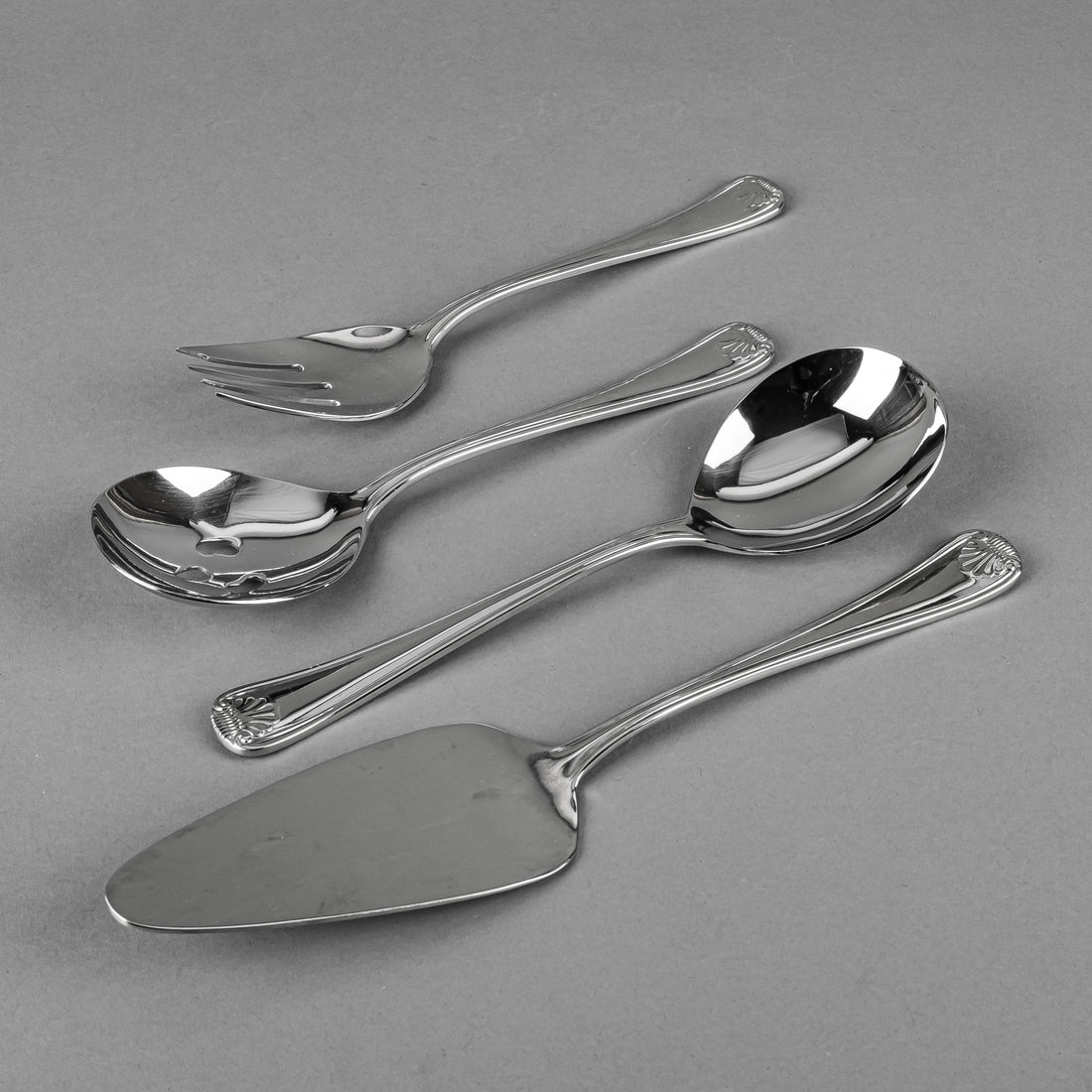 RETRONEU Hampton Shell Stainless Steel Flatware 9 Place Settings Plus Extras