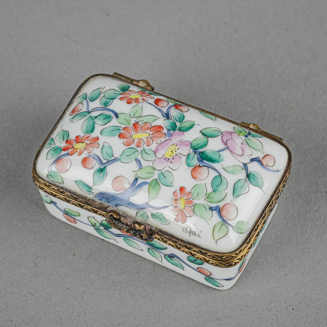 Limoges Hand Painted Floral Trinket/Pill Box