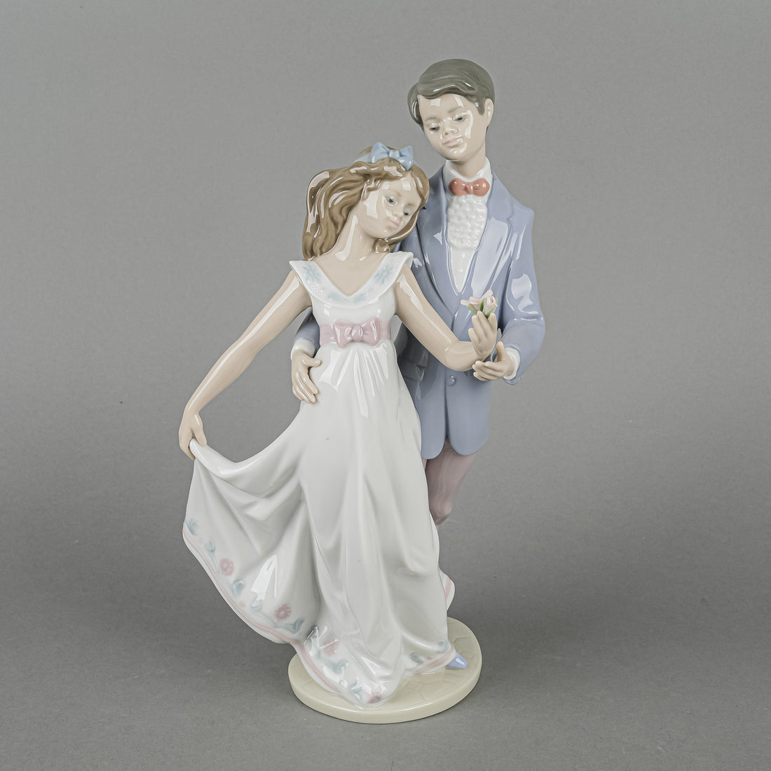 LLADRO Figurine Now And Forvever 7642