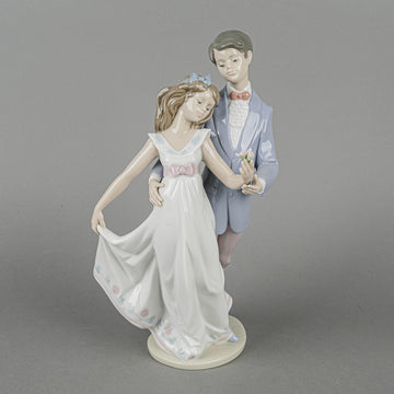 LLADRO Figurine Now And Forvever 7642
