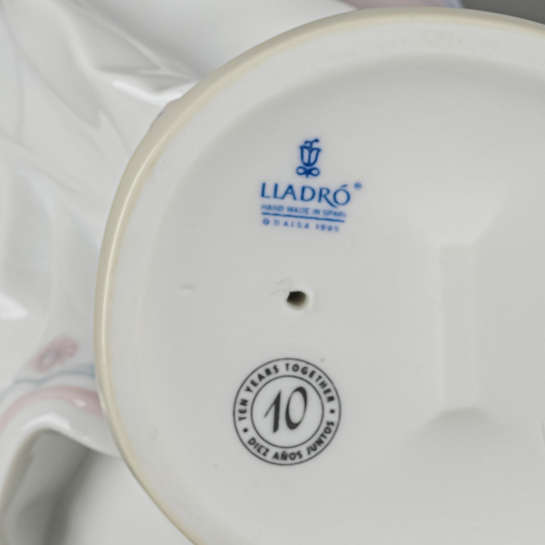 LLADRO Figurine Now And Forvever 7642