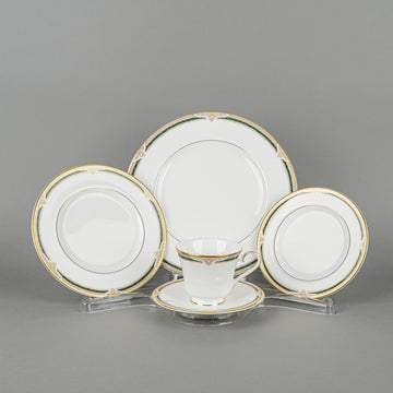 ROYAL DOULTON Forsyth 10 Place Settings