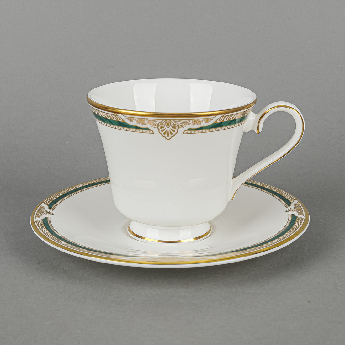 ROYAL DOULTON Forsyth 10 Place Settings