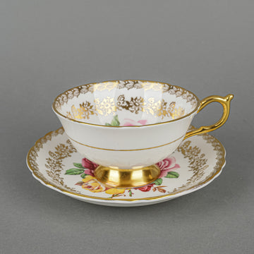 PARAGON Cup & Saucer A125D Hand Painted Cabbage Roses, Gold Garland