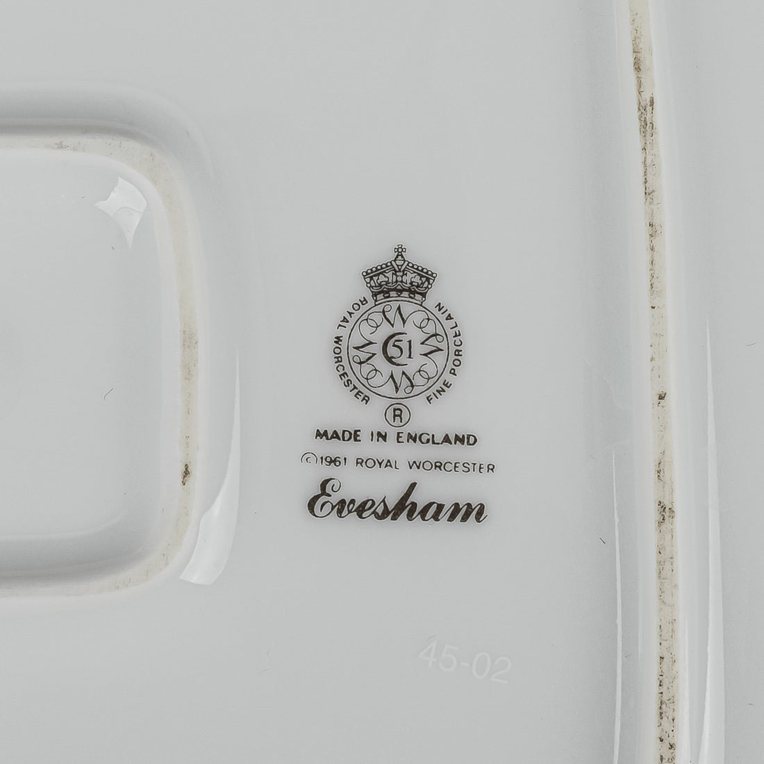 ROYAL WORCESTER Evesham Square Platter