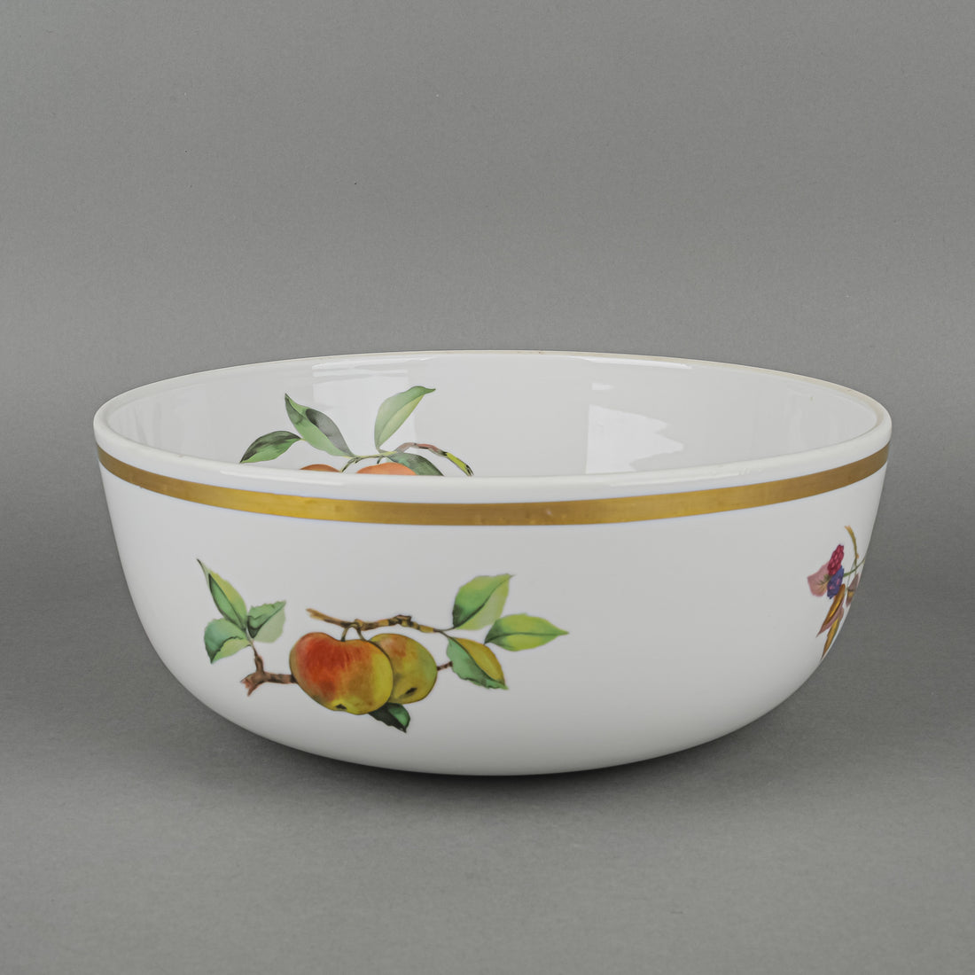 ROYAL WORCESTER Evesham Salad Serving Bowl