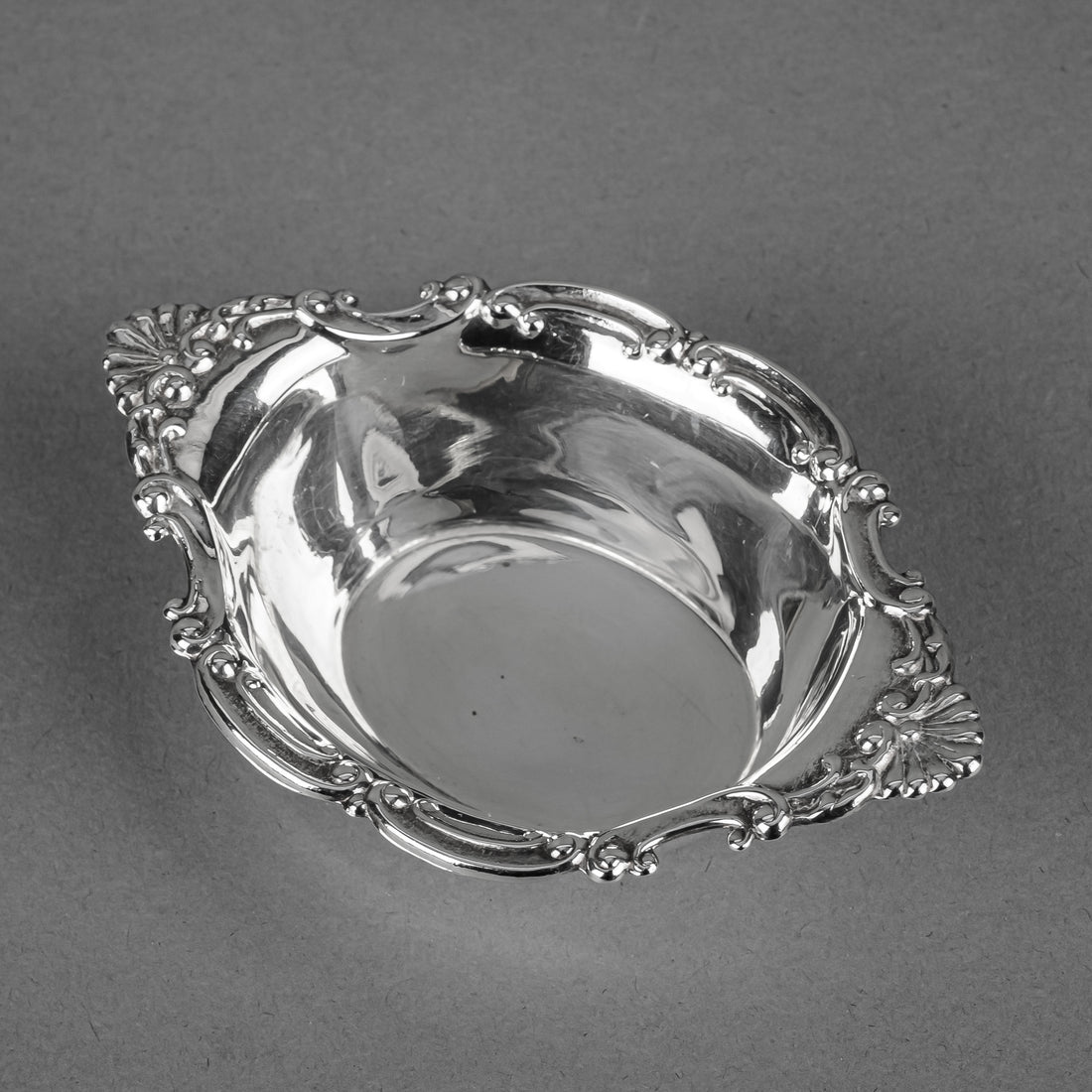 BIRKS STERLING Nut Dishes Set/4