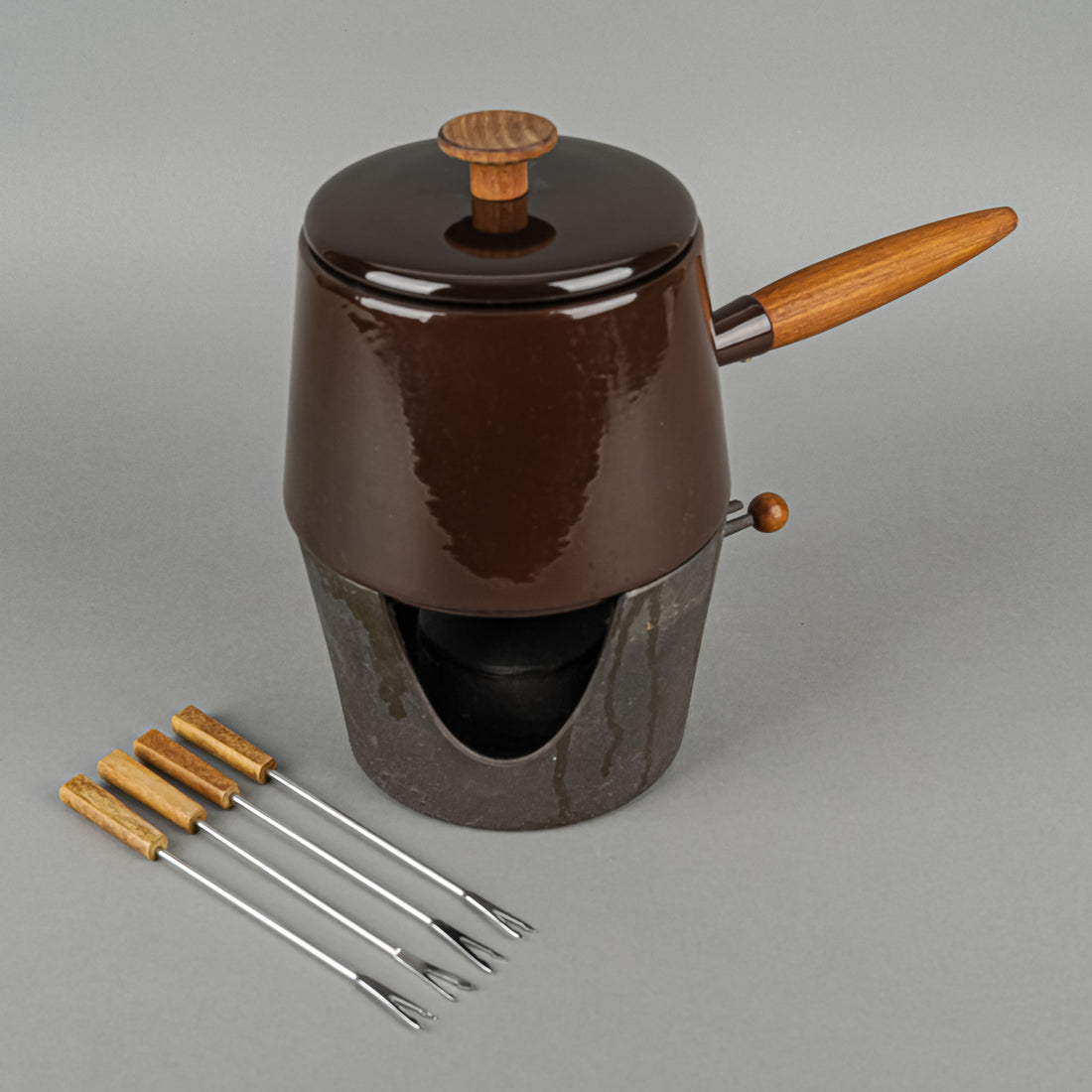 COPCO Enamel Fondue Pot w/Cast Iron Stand & Stainless Steel Forks (4)