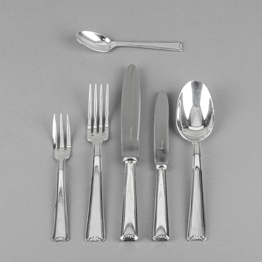 ERCUIS Silver Plate Flatware 10 Place Settings w/Extras  - Shell Motif Pattern