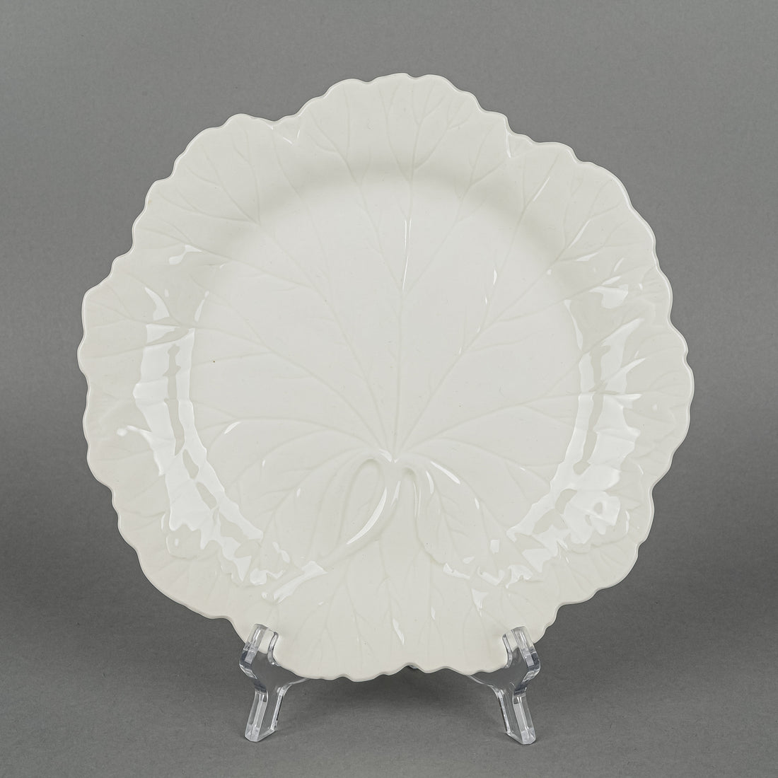 WEDGWOOD Dysart Leaf Salad Plates Set/8 D8"