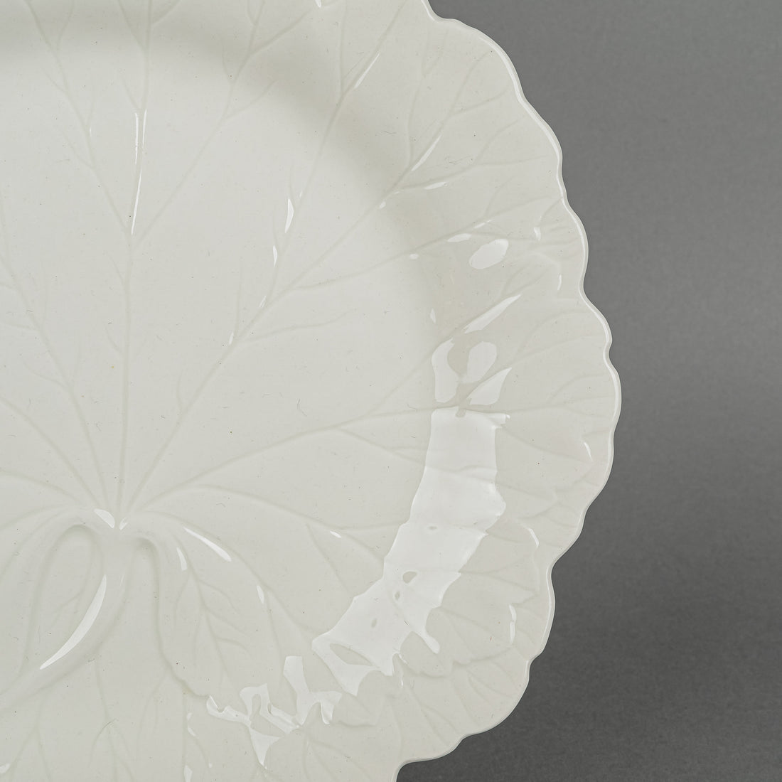 WEDGWOOD Dysart Leaf Salad Plates Set/8 D8"