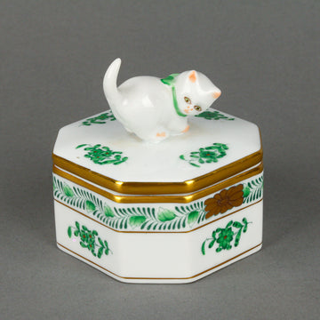 HEREND Chinese Bouquet Cat Knob Trinket Box