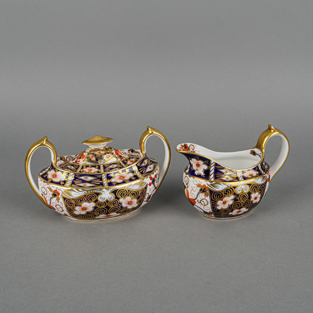 ROYAL CROWN DERBY Traditional Imari 2451 Cream And Covered Sugar Dublin Shape