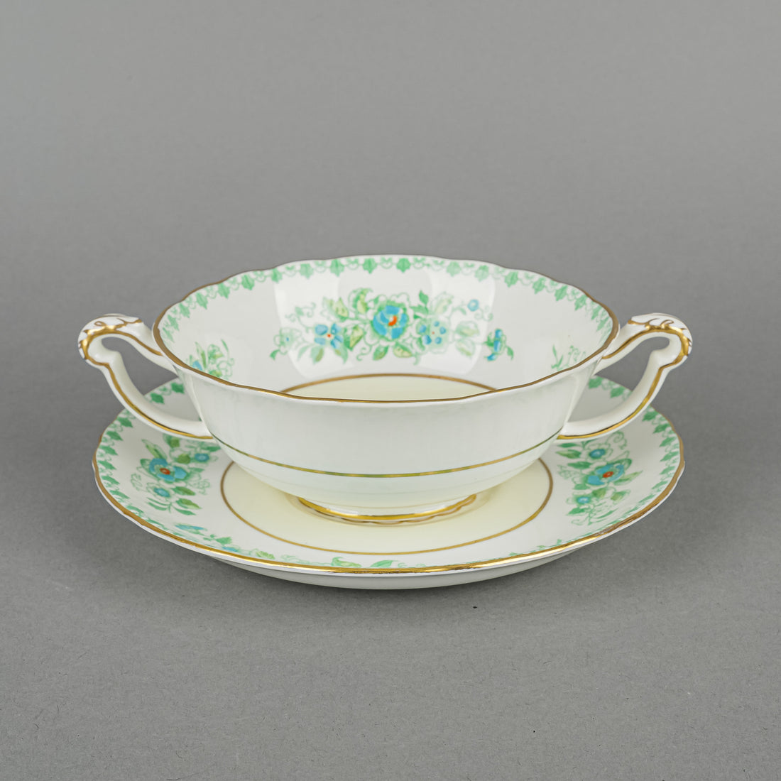ROYAL CROWN DERBY Derby Dale A610 56 Pieces