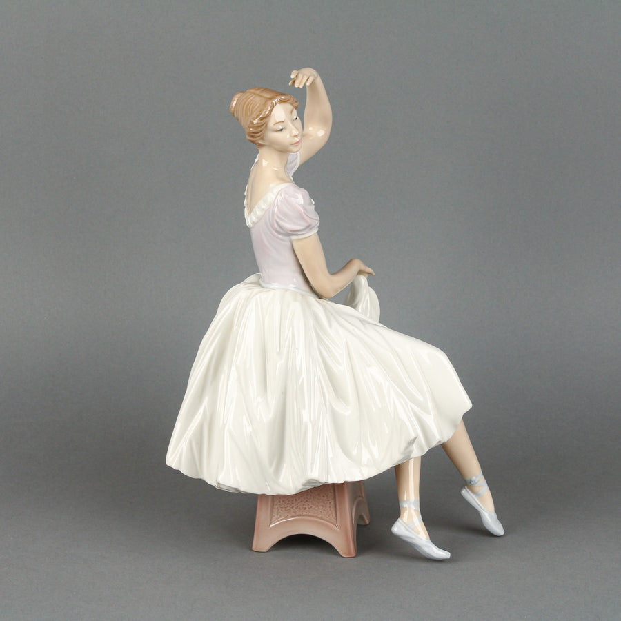 LLADRÓ Weary Ballerina 5275 Figurine