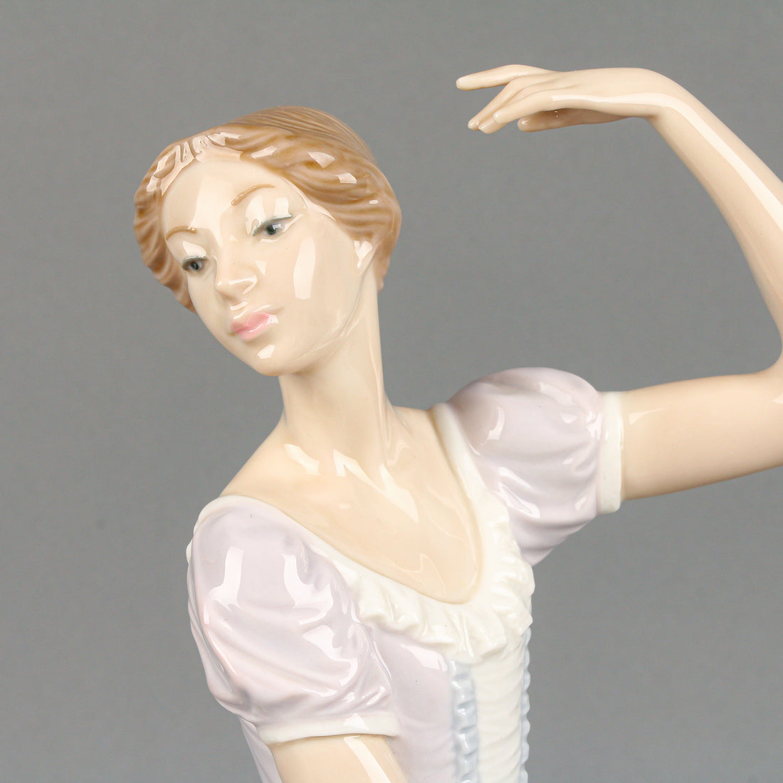 LLADRÓ Weary Ballerina 5275 Figurine