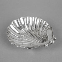 MARTIN HALL & CO Sterling Shell Dish