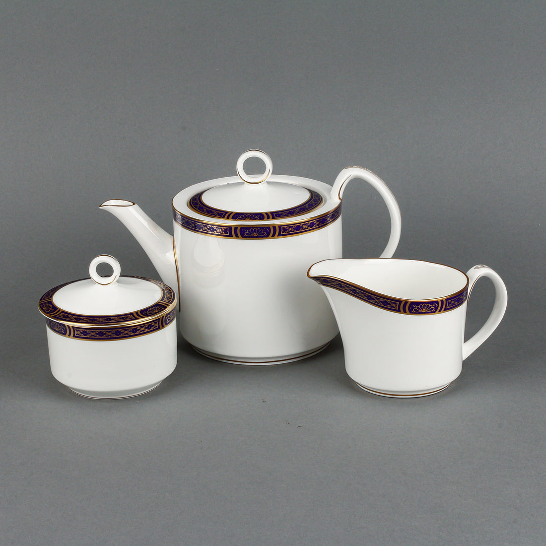 ROYAL WORCESTER Mountbatten Tea Service