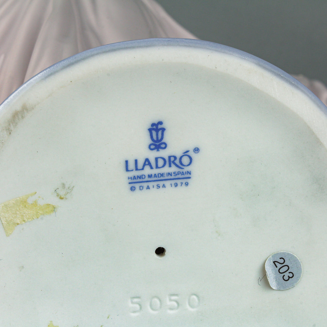 LLADRO Dancer 5050 Figurine