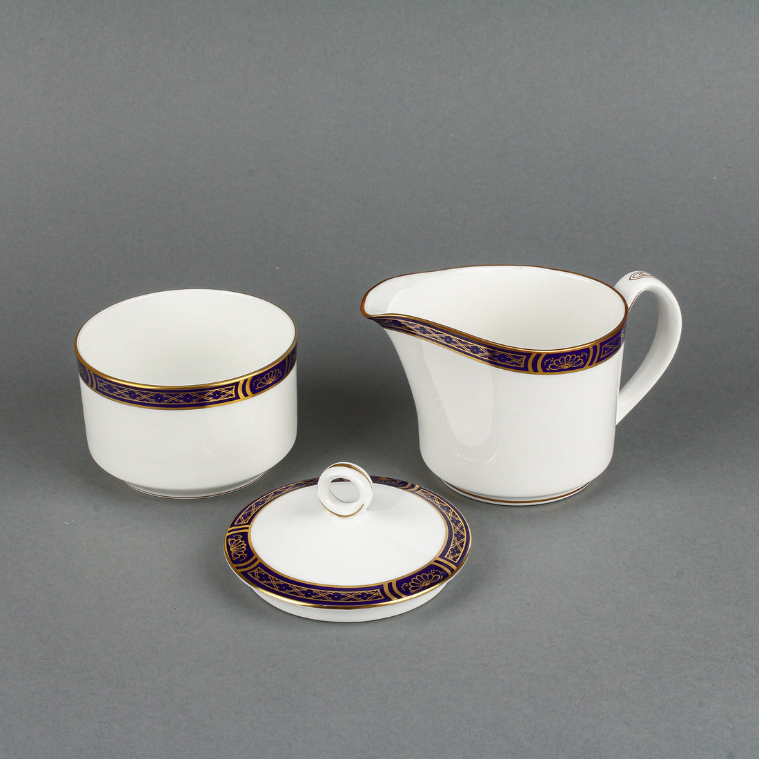 ROYAL WORCESTER Mountbatten Tea Service