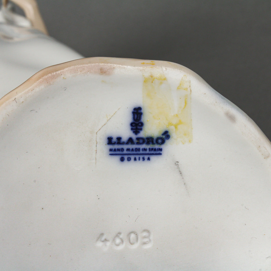 LLADRO Nurse 4603 Figurine