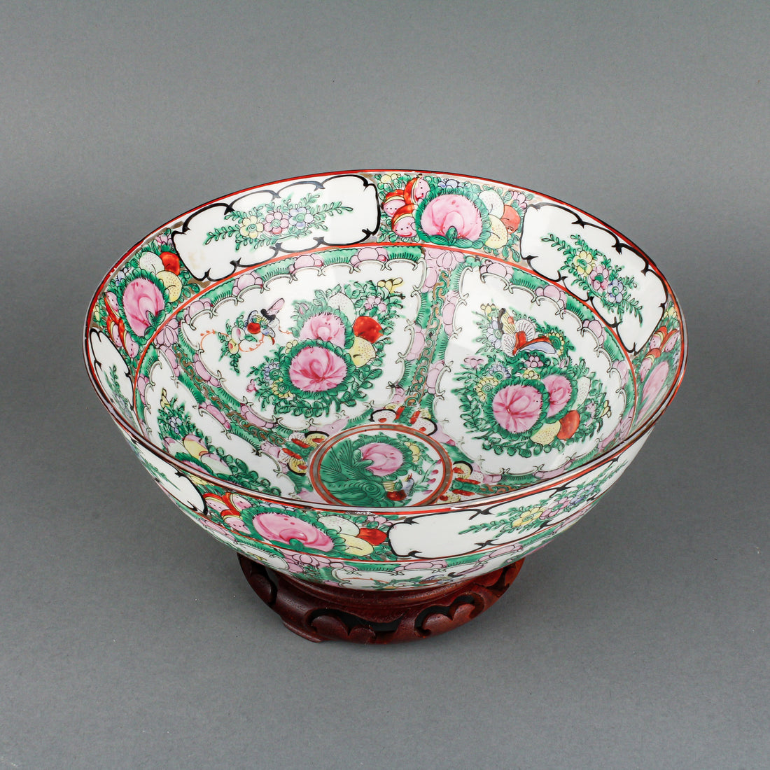 Chinese Export Famille Rose Canton Footed Bowl