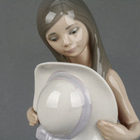 LLADRÓ Bashful Girl with Straw Hat 5007 Figurine