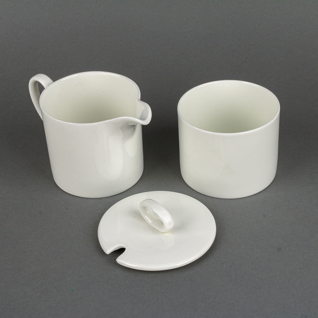 WEDGWOOD Susie Cooper Inspiration White Coffee Set