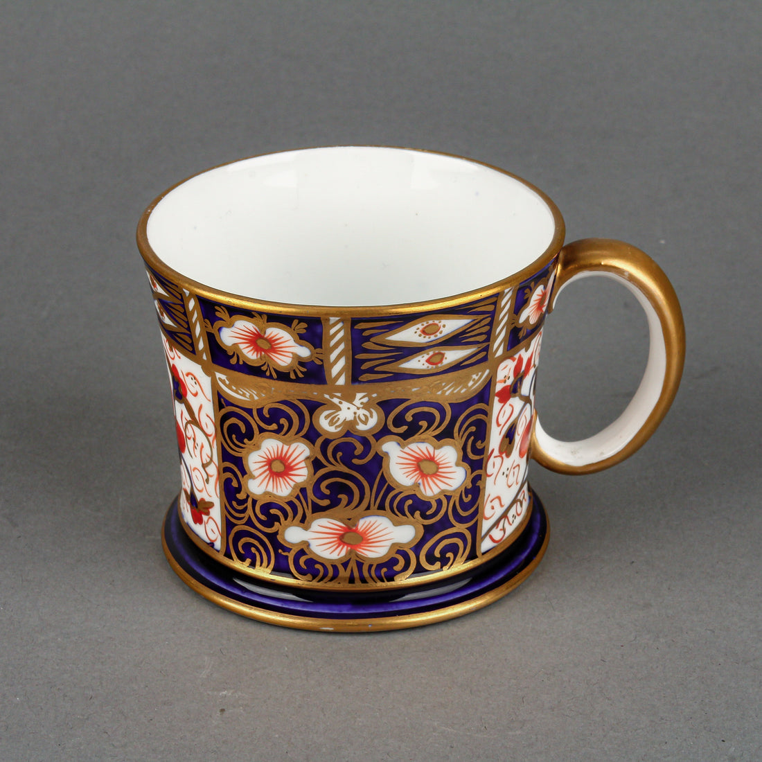 ROYAL CROWN DERBY Traditional Imari 2451 Coffee Can/Cup