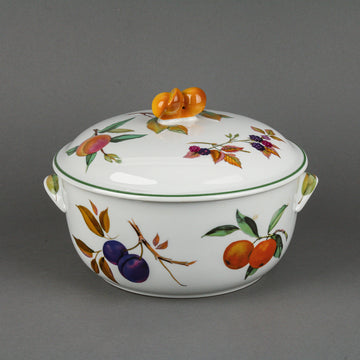 ROYAL WORCESTER Evesham Vale Round Covered Casserole with Fruit Knob