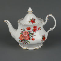 ROYAL ALBERT Centennial Rose Teapot