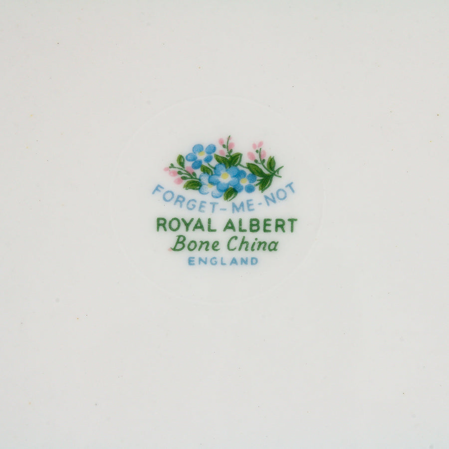 ROYAL ALBERT Forget Me Not - 12 Place Settings +